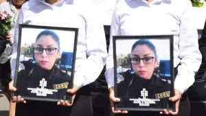 Diez sujetos enfrentarán audiencia por la muerte de tres policías en Santa Ana