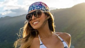Luciana Sandoval se dedica en cuerpo y alma a promover el turismo en El Salvador