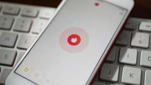 Tinder se podría despedir de Android por no pagar a Google