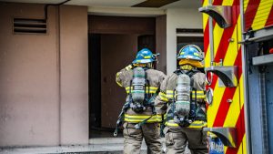 Un edificio se incendió en colonia Médica de San Salvador