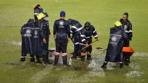 Ni Fesfut ni Indes: la lluvia obligó a suspender el Alianza-11 Deportivo