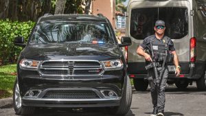 FBI dice que incautó documentos clasificados en la residencia de Trump