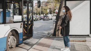 Chofer de autobús en Argentina tiene un grupo de WhatsApp para avisar por donde va