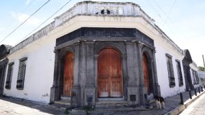 FOTOS. Valiosa colección de arte permanece en el limbo en Suchitoto