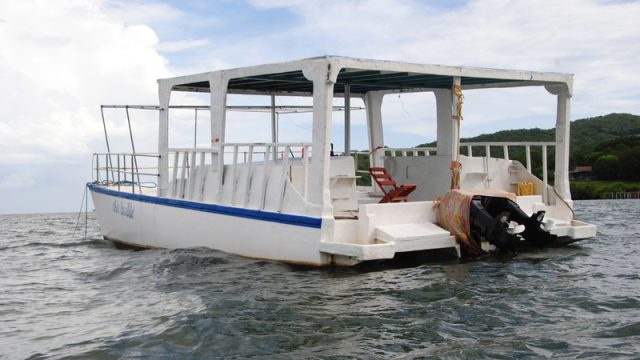 catamaran el salvador precio