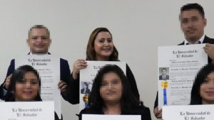 Joven asesinada en bulevar Monseñor Romero tenía tres días de graduada