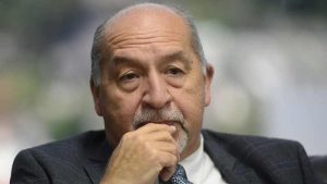 "Nos urge esa ley". TSE propondrá voto postal para los salvadoreños en el exterior
