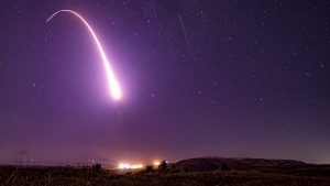 EEUU realiza la prueba de un misil balístico con capacidades nucleares sobre el Pacífico