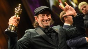 Roban Óscar a Troy Kotsur, actor de la película "CODA"