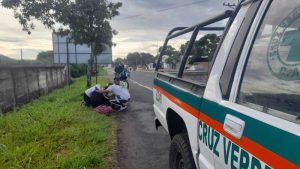 Anciano fue vapuleado por sujetos para quitarle la bicicleta en Santa Ana