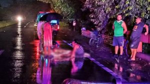 Hombre que discutía con su pareja murió atropellado por un microbús en Ciudad Arce