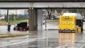 Terribles inundaciones en Texas luego de meses en sequía