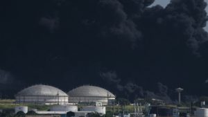 Fuego incontrolable en Matanzas, Cuba; Hay más de 70 heridos y 17 desaparecidos en incendio