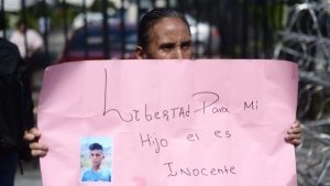 Bancada de Bukele y aliados rechazan propuesta del FMLN de derogar régimen de excepción