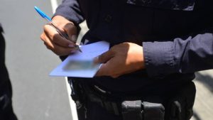 APES denuncia retención arbitraria de periodista por agentes de la PNC