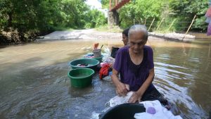 Canton-Amayon-familias-amenazas-pandillas-panchimalco17