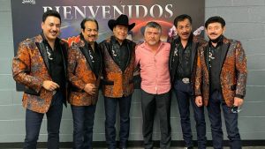 VÍDEO. El futbolista salvadoreño Mauricio Cienfuegos se sumó a Los Tigres del Norte