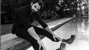 FOTOS: Conoce al actor salvadoreño que se está robando las miradas en Netflix