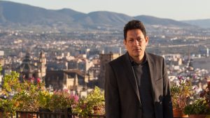 Escritor salvadoreño Jorge Galán crea novela junto a escolares de Europa y Latinoamérica