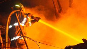 Diputados avalan nueva ley de Bomberos sin oír a expertos