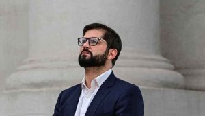 Los cambios que tuvo que implementar Boric tras el intento fallido de reformar la constitución chilena
