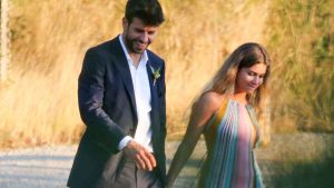 Las primeras fotos de Clara Chía conviviendo con los hijos de Piqué como una “familia feliz”