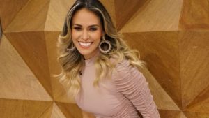 Luciana Sandoval recibe una linda sorpresa en el set de "Viva la mañana"