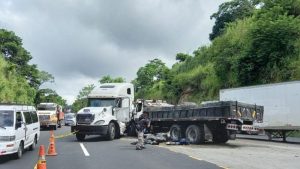 “Abrió la puerta de la rastra y ahí fue donde le pegué”: Conductor murió atropellado en carretera de Oro
