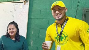 Voluntario de Comandos de Salvamento alborota Facebook con su guapura