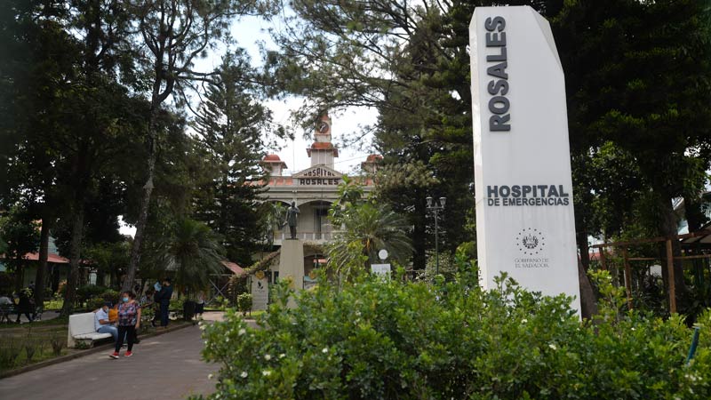Hospital-Rosales-recorte-presupuesto-nacion-2023-salud-educacion-construccion