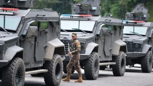 EN IMÁGENES: Comasagua, con cerco militar luego del asesinato de un hombre