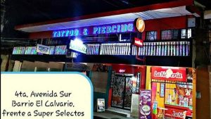 "Tattoo City", el emprendimiento en San Miguel que se ha convertido en centro de acopio para los afectados por  tormenta Julia