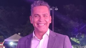 Roberto "El Pechito" Acosta avanza un paso en su carrera y abre canal en YouTube