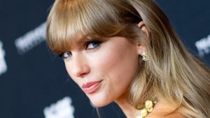 Taylor Swift elimina la palabra "gorda" de un video tras escándalo