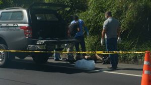 Cadáver fue encontrado en cuneta de la carretera de Oro