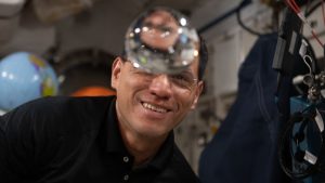 Frank Rubio se disfrazó por Halloween y compartió el momento desde la Estación Espacial Internacional