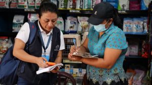 Sindicato de médicos ISSS pide liberación de cirujano detenido tras atropellar gato