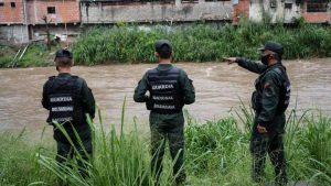 Se eleva a 15 cifra de muertos por torrenciales lluvias en Venezuela