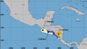 EN VIVO | Julia se degrada a tormenta tropical en su paso por Nicaragua y avanza hacia la costa salvadoreña