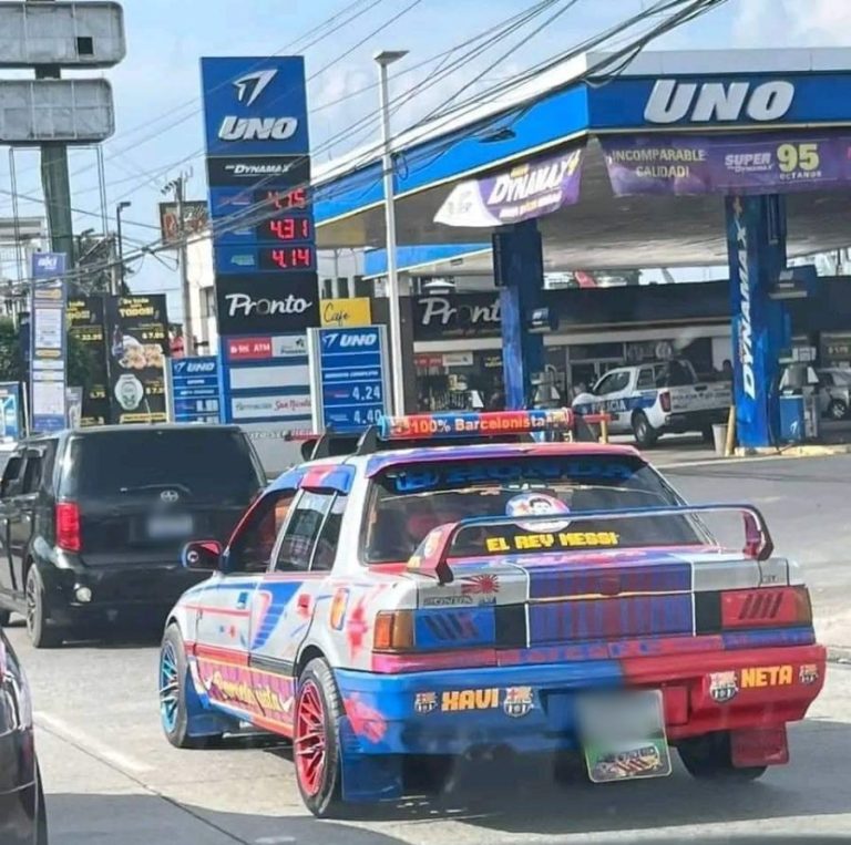 Xavineta El Carro Sensación Del Barcelona En El Salvador Noticias De El Salvador