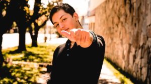 Conoce al artista salvadoreño que abrirá el Flow Fest 2023