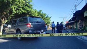 Peatón murió atropellado sobre la 5.a avenida Norte, en San Salvador
