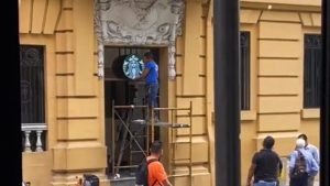 "Ya habrá un Starbucks en el Centro Histórico de San Salvador", el tuit que causó escándalo en redes