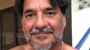 Salvador Castellanos muestra en redes el nuevo tatuaje que se hizo en su brazo