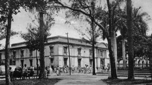 175 aniversario de la medicina en El Salvador