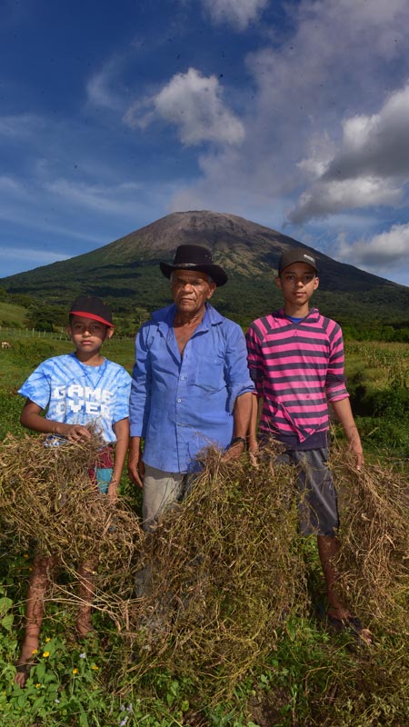 Volcan-Chaparrastique-San-Miguel-erupcion-san-jorge-chinameca