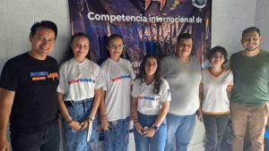 Empresa alemana confía en talento de salvadoreñas que participarán en Robojam 2023