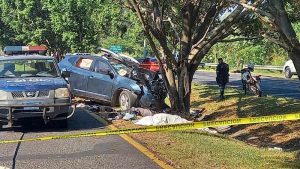 Dos mujeres y un hombre mueren en accidente en San Pedro Perulapán