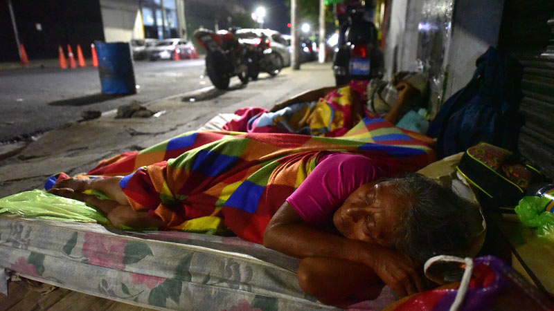 mujeres duermen en la calle bartolinas penalito regimen excepcion