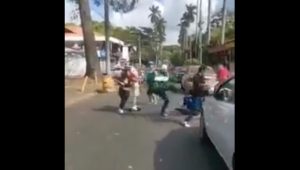 Intolerancia: Se viraliza video de fuerte pelea entre varios sujetos en El Cafetalón